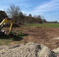 Sonniges Baugrundstück für Einfamilienhaus - Langensendelbach