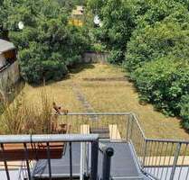 Komplett kernsaniert und renoviert - TOP 2 FHS (2 Wohnungen mit 2 Eingängen) großer Garten und Garage mit Zugang zum Haus, in St. Ingbert-SÜD - Sankt Ingbert