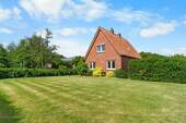 Hausansicht - 4 Zimmer Einfamilienhaus zum Kaufen in Krummhörn