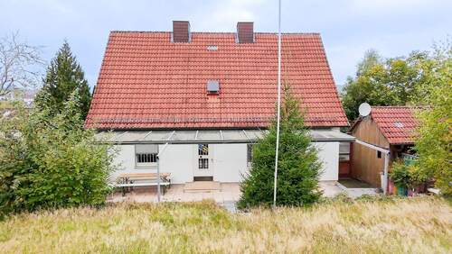 3 Hausrückseite:-Zugang - Einfamilienhaus mit 110,00 m² in Dassel zum Kaufen