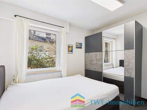 Zimmer EG - 9 Zimmer Doppelhaushälfte in Pforzheim