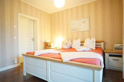 Schlafzimmer EG - 