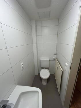 Bad 1 - Etagenwohnung mit 42,00 m² in Heidenheim zur Miete