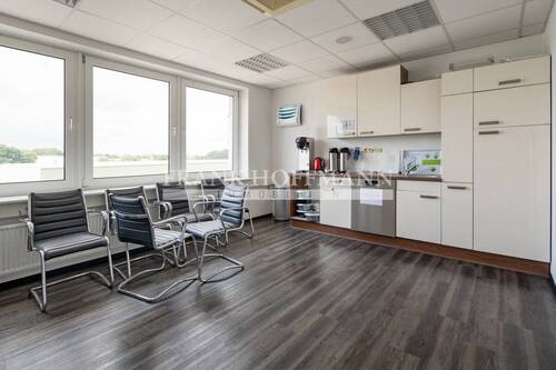 Küche - Büro mit 576,00 m&sup2; in Kaltenkirchen zur Miete