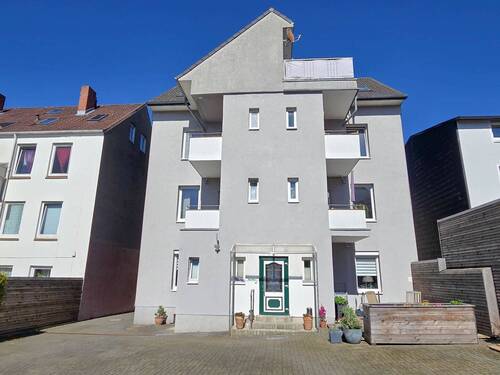 Hofansicht - 1 Zimmer Mehrfamilienhaus, Wohnhaus zum Kaufen in Kiel