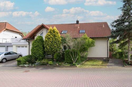 Frontansicht Haus - 