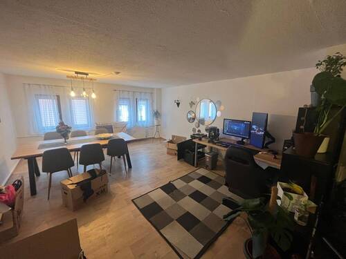 Wohnraum - 2 Zimmer Etagenwohnung in Cottbus