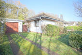27619 Schiffdorf OT Sellstedt - Volksbank Immobilien: Ihr Zuhause auf einer Ebene - Bungalow in Waldrandlage!
