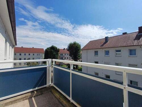 20250807_131113 - Kleine Wohnung mit Balkon - 399,00 EUR Kaltmiete, ca.  30,20 m² Wohnfläche