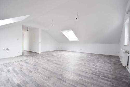 Wohn-Essbereich mit Küche - 2 Zimmer Etagenwohnung zur Miete in Speyer