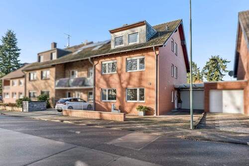 Außenansicht - 80er-Jahre-Charme trifft auf flexible Wohnideen