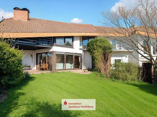 _template Titelbild mit Logo - Exklusives Architektenhaus mit Charme in begehrter Lage von St. Leon-Rot