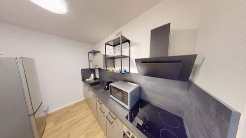 Küche - 2 Zimmer Etagenwohnung zur Miete in Chemnitz