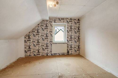 Zimmer Haus b. - 