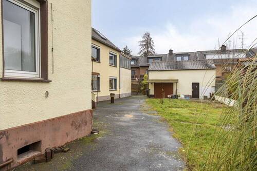 Blick zum Haus b. - 