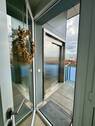 Zugang Balkon und Aufzug - 