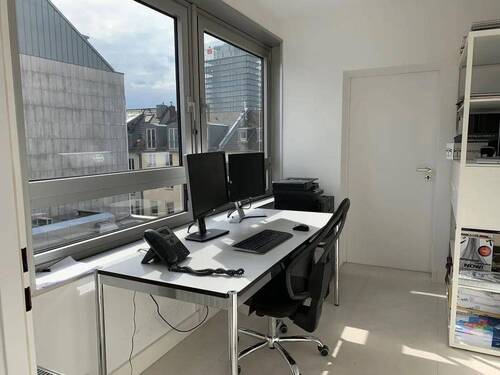 Office 3 - 