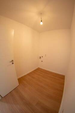 Abstellraum mit WM-Anschluss - 