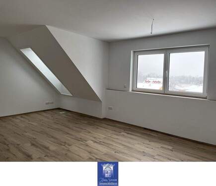 Wohnen - Himmlischer Dachtraum mit Fußbodenheizung und exklusivem Bad im Erstbezug! Lift!