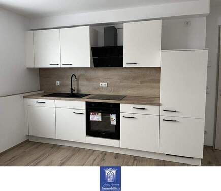 EBK - 2 Zimmer Etagenwohnung in Arnsdorf