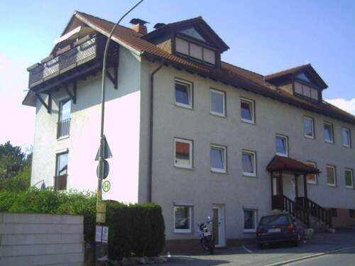 Aussenansicht 2 - 2 Zimmer Etagenwohnung in Dörfles-Esbach