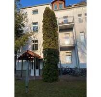 Lindenau* helle 2-Raum-Wohnung mit Balkon * Laminat* Tageslichtbad* - Leipzig Altlindenau