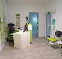 Großzügiges Praxishaus (2 FHS) mit Toreinfahrt, Garage, Stellplätzen, Garten und Terrasse, in St. Ingbert-Rohrbach - Sankt Ingbert