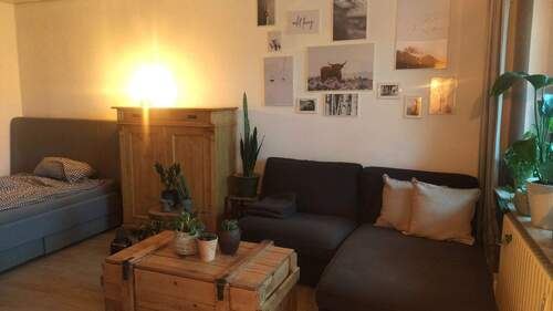 Wohn- und Schlafraum.jpg - Gemütliche Gartenwohnung im Erdgeschoss