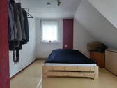 Schlafzimmer 2 OG - 