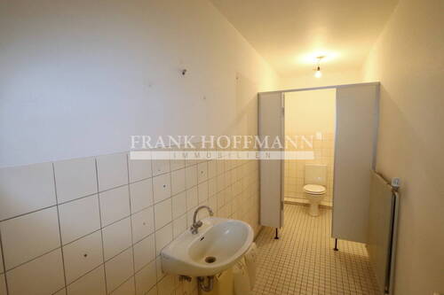 M2420 Sanitär Mitarbeiter - 