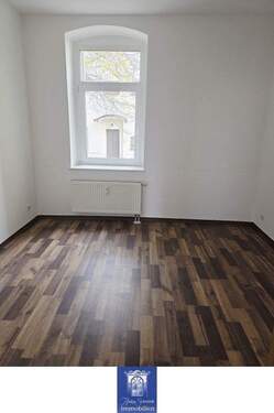 Kind - 3 Zimmer Etagenwohnung in Döbeln