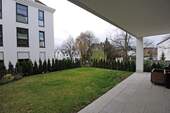 Terrasse mit Garten - 