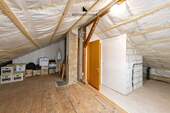 Stauraum oder Ausbau unterm Dach - 