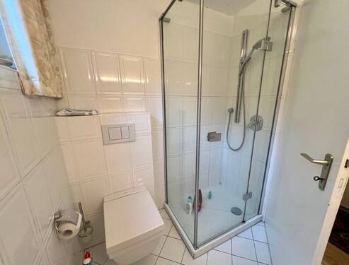 Renoviertes Duschbad - 