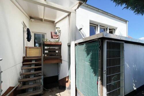 Kleine Terrasse zur Küche - 