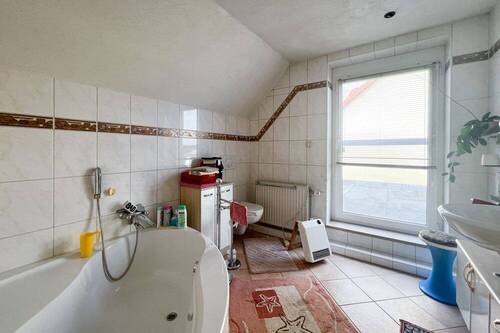 Tageslichtbad mit Terrassentür - 