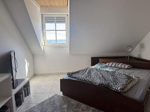 Schlafzimmer 1 DG rechts - 