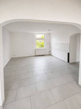 Blick in Küche - Etagenwohnung mit 92,00 m&sup2; in Essen zur Miete