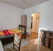 Solide Wohnung mit Garage und KFZ-Stellpaltz - Neustadt an der Weinstraße Neustadt-Stadt