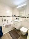 Bad mit Badewanne - 