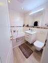 Bad mit Badewanne - 