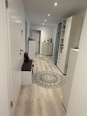 Flur - Etagenwohnung mit 138,00 m&sup2; in Haar zum Kaufen