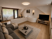 Dachzimmer mit Balkon.png - 