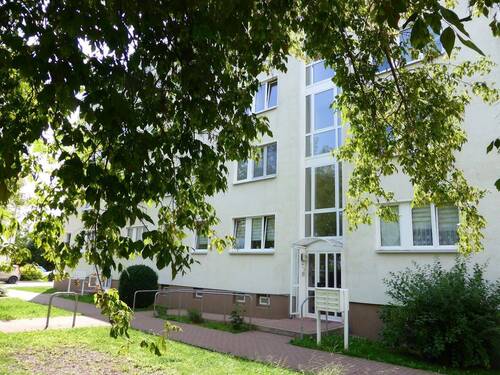 Außenansicht - Nachmieter gesucht- für tolle Dreiraumwohnung im 1.Obergeschoss