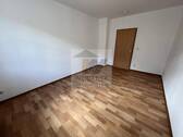 Wohnzimmer - Etagenwohnung mit 53,10 m² in Gera zur Miete