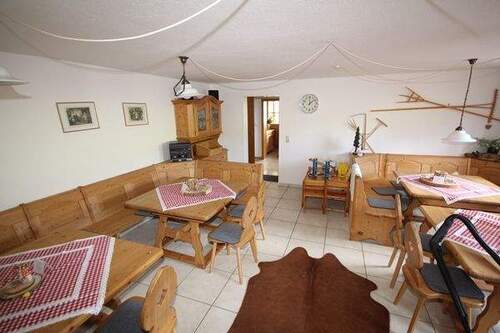 Ein Ort zum Verweilen – rustikal, warm und einladend - 