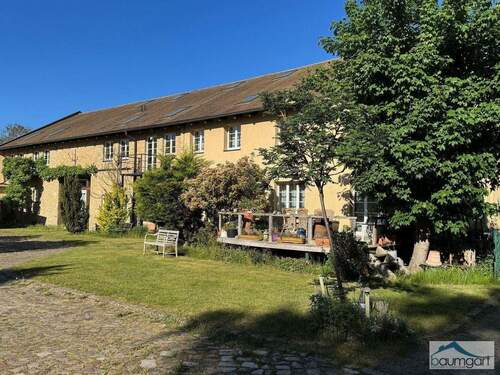 Scheune Nordost Seite - 