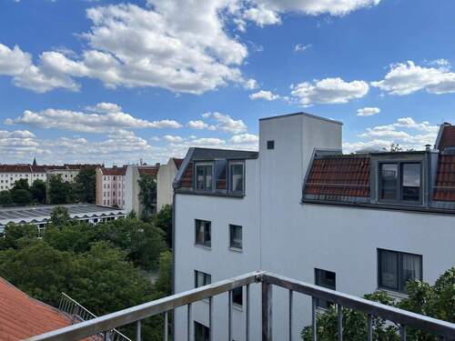 Bild 1 - Bezugsfreies Dachgeschoss-Apartment mit Dachterrasse im Prenzlauer Berg - Privatverkauf