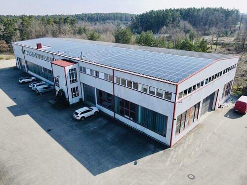 Bild 1 - GROßZÜGIGE Ausstellungsfläche mit Büroräumen und KFZ-Stellpl.