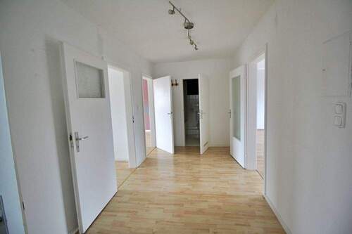 Diele - 3 Zimmer Etagenwohnung in Bremen